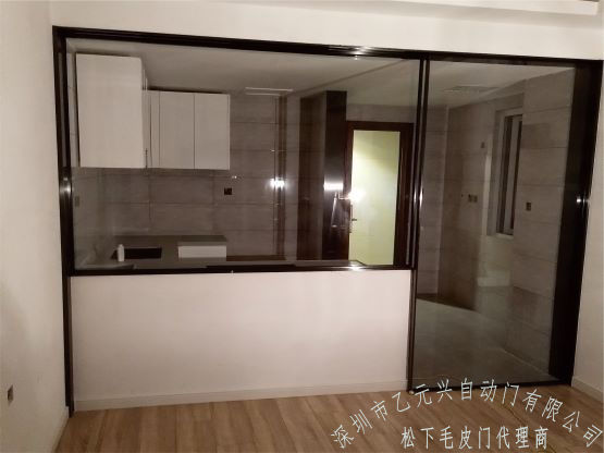 廚房單開蘑菇视频免费看片